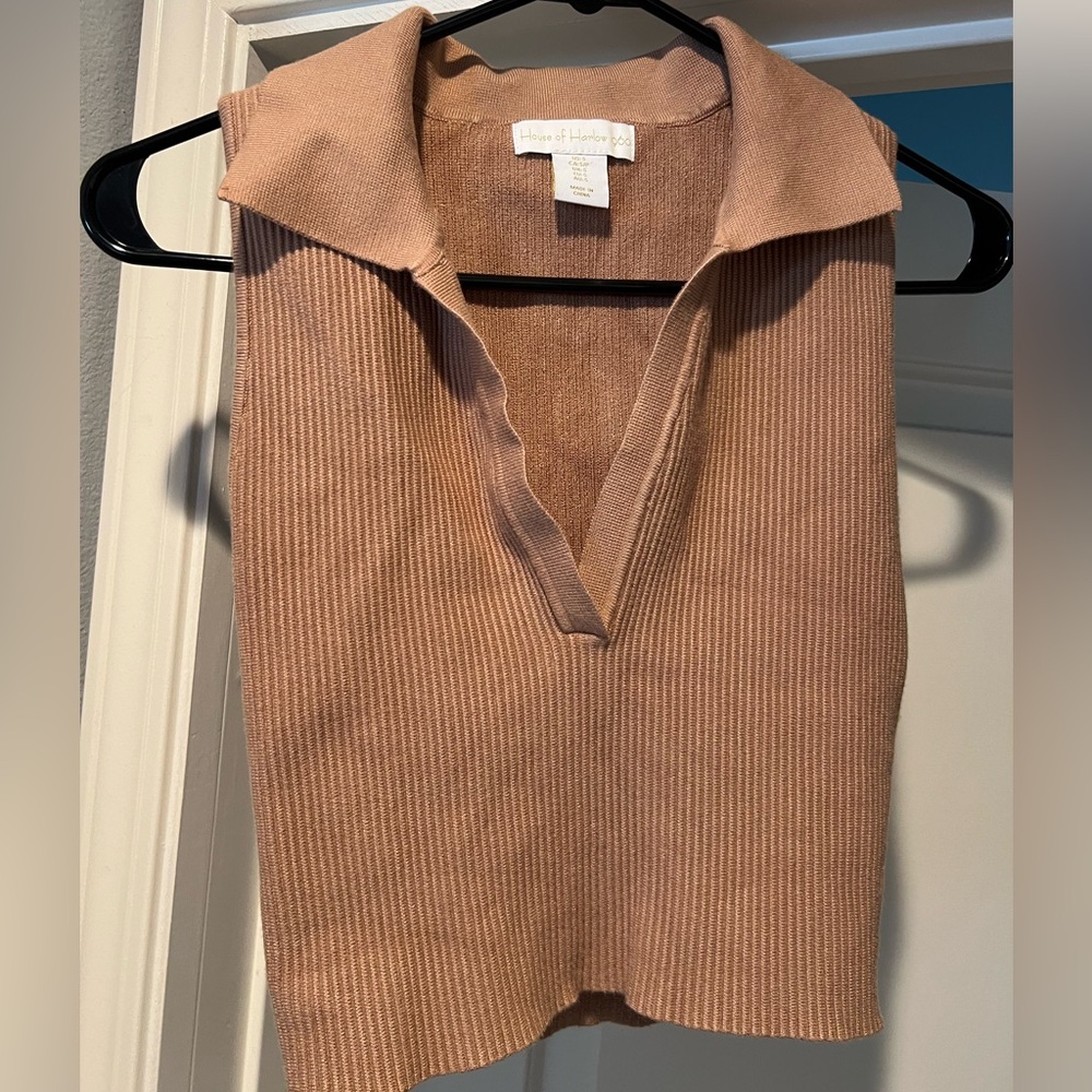 House of Harlow Sleeveless Collared Sweater Tank in Beige